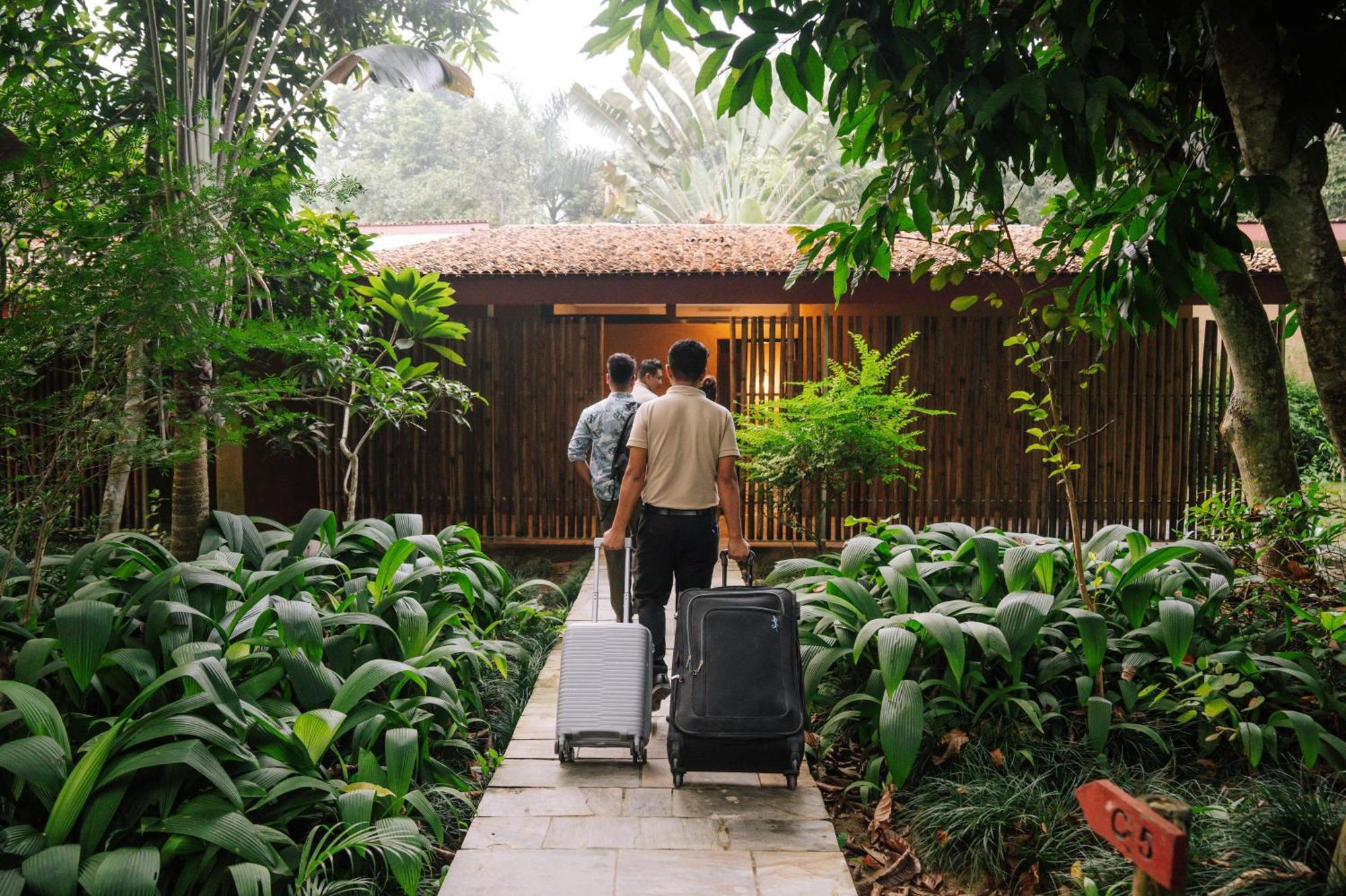 Hotel Kasara Chitwan Patlahara Esterno foto